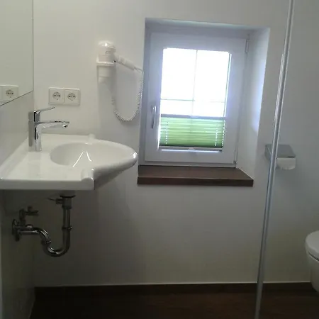 Penzion Fruehstueckspension - Viktoria Flasch