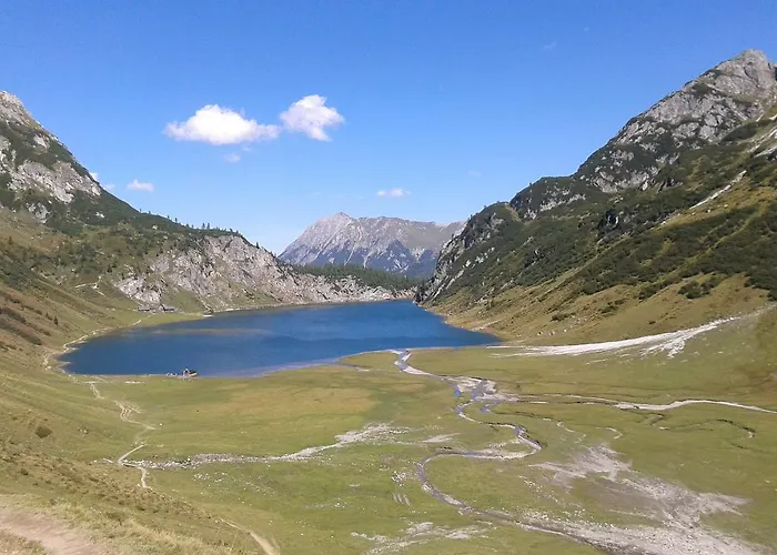 ゲストハウス Fruehstueckspension - Viktoria Flasch ヴァークライン